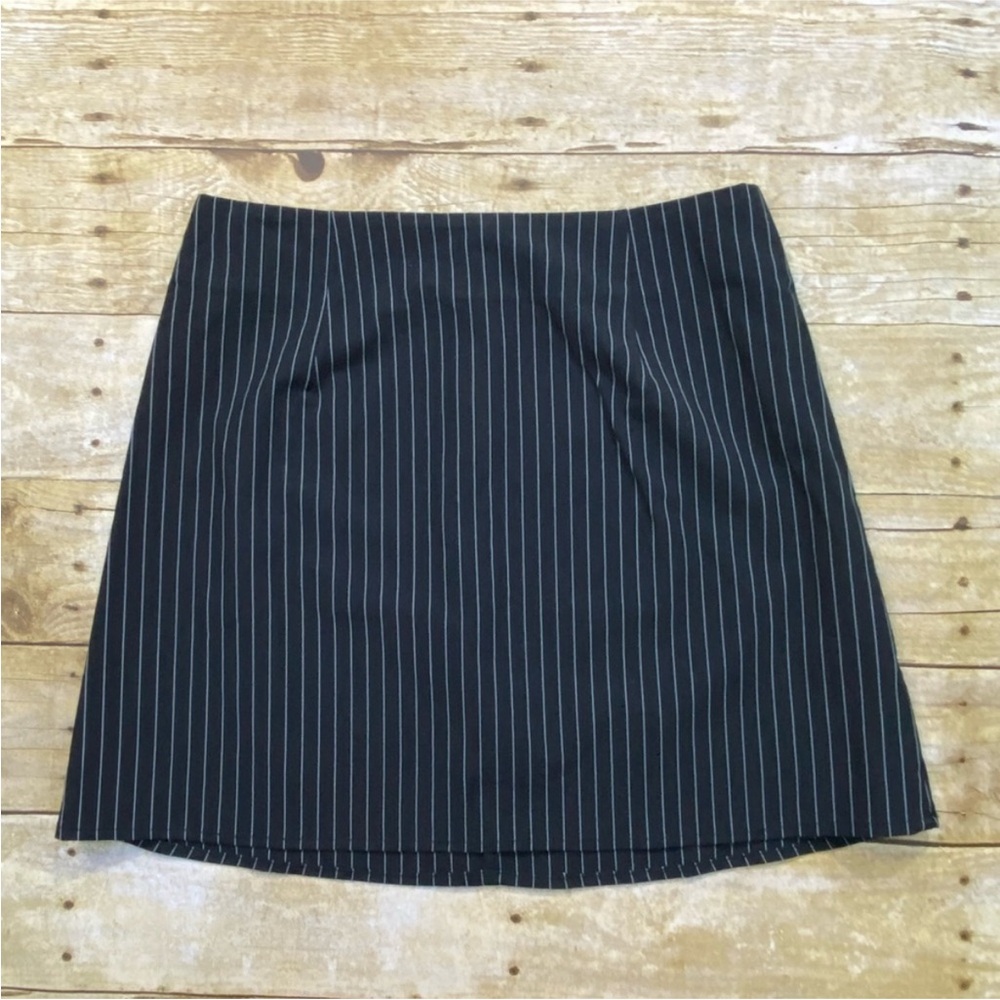 Princess Polly Black Pinstripe Mini Skirt - Picture 3 of 6